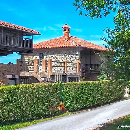 La Casa Del Campo 2 *